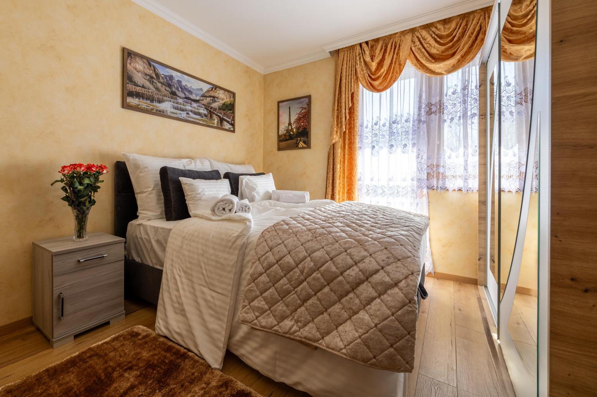 Bed and Breakfast Voeroes Alom Panzio Tiszakécske Zewnętrze zdjęcie