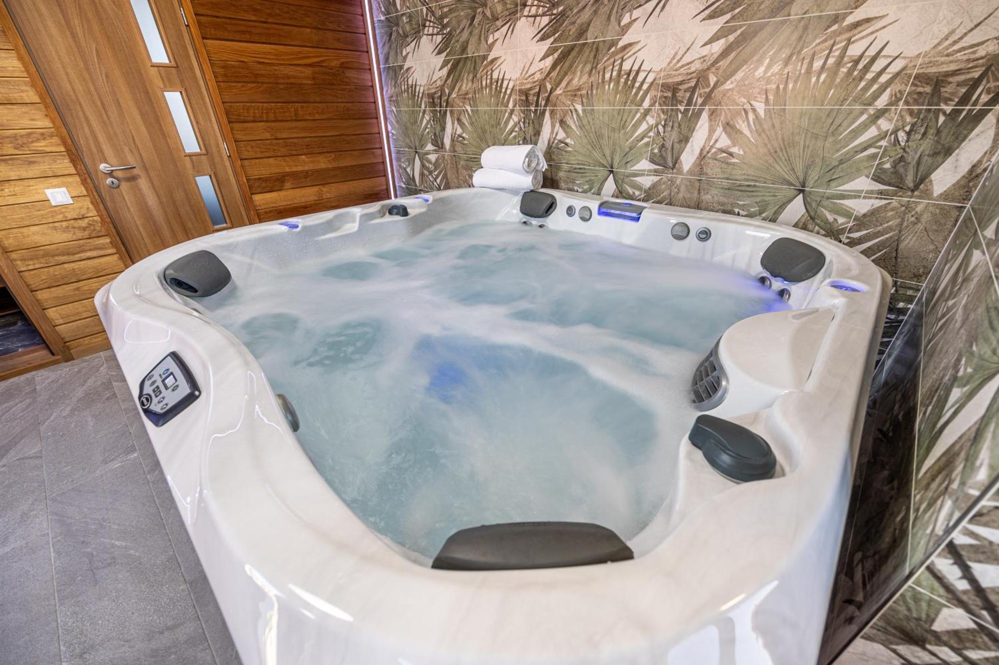 Bed and Breakfast Voeroes Alom Panzio Tiszakécske Zewnętrze zdjęcie